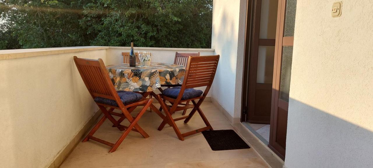 Green Villa *